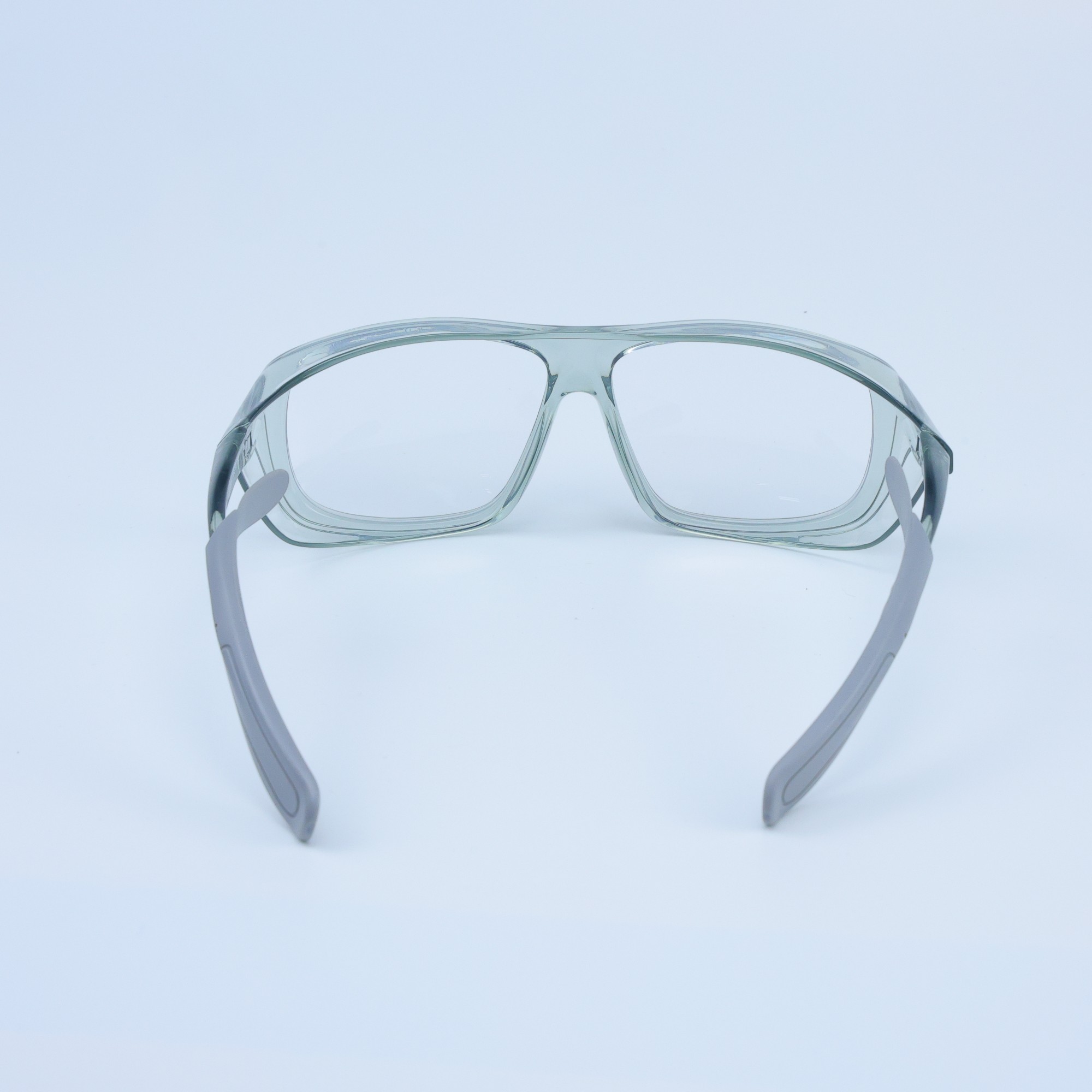 Eyewear Angle View 6