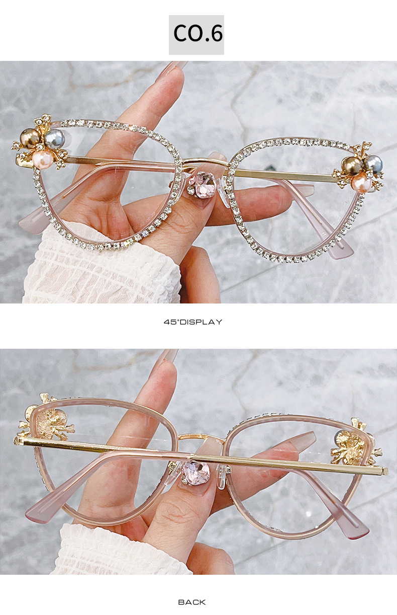 Product Display Image 6