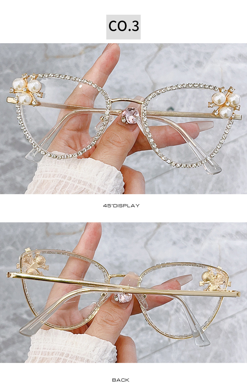 Product Display Image 3