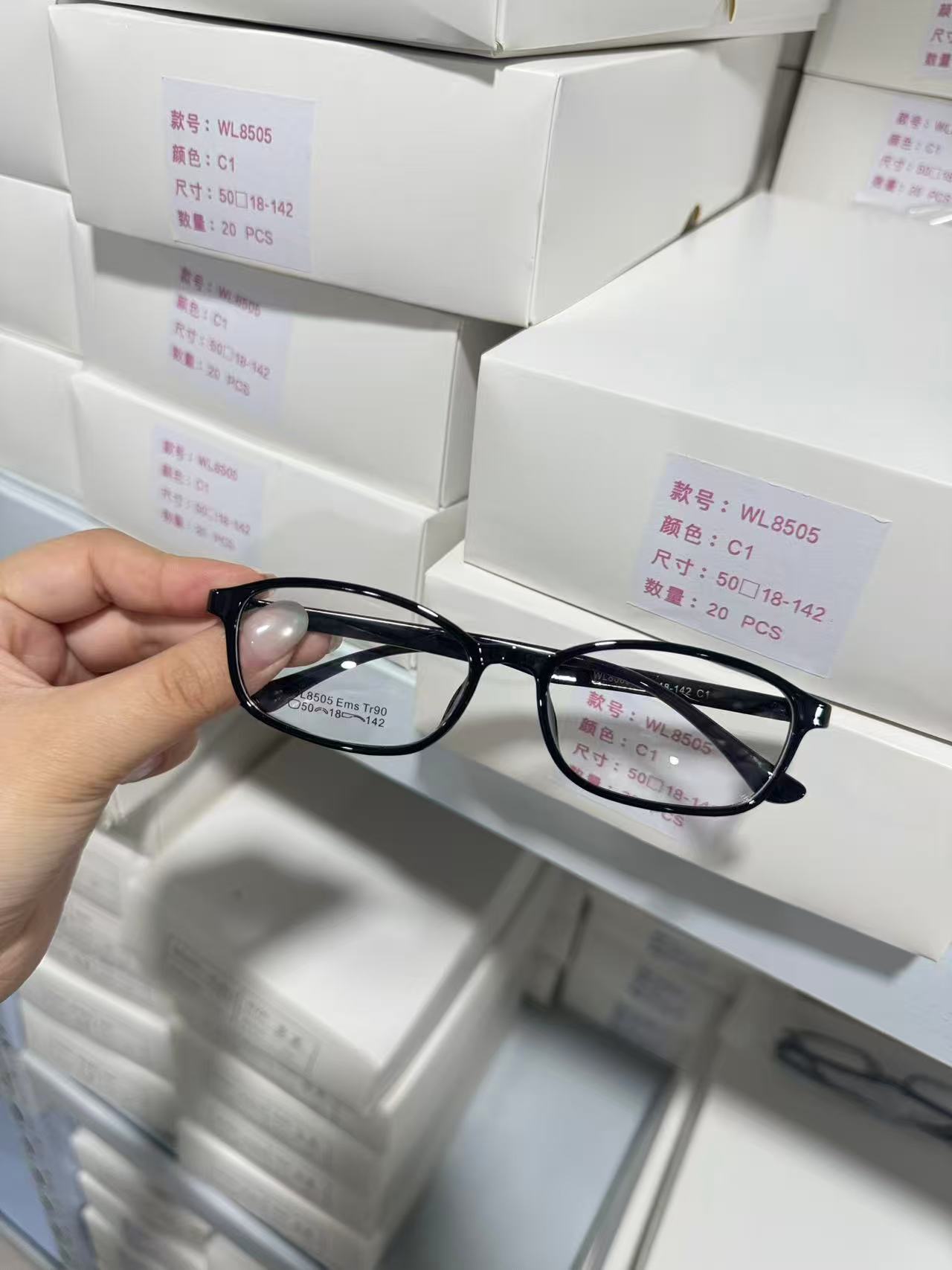 Competitive Wholesale Price TR90 Optical Glasses Frame Durable Basic Eyeglass Frame for Optical Store Retailer Supplier