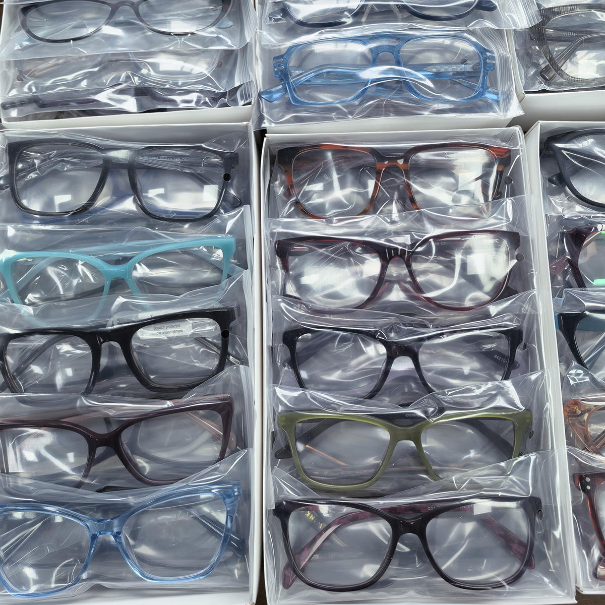 Eyewear Optical Frame Display 4