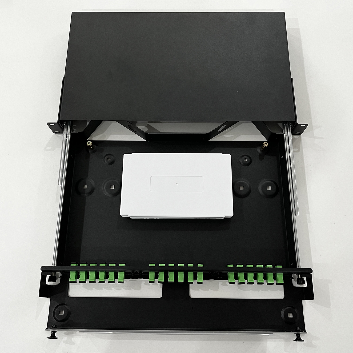 Modular LGX Slot Detail